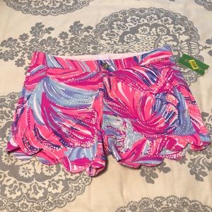 Lilly Pulitzer buttercup short size 4